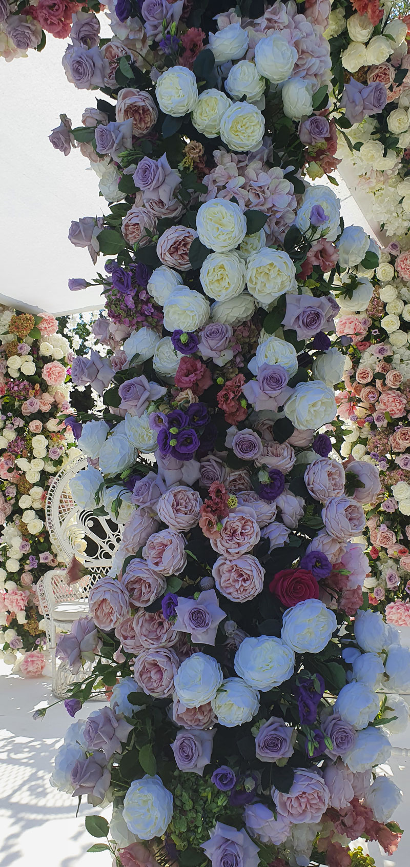 La houppa fleurie pour un mariage élégant et bucolique